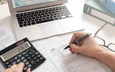 IVA en anticipos de clientes: cuándo se devenga y cómo se contabiliza
